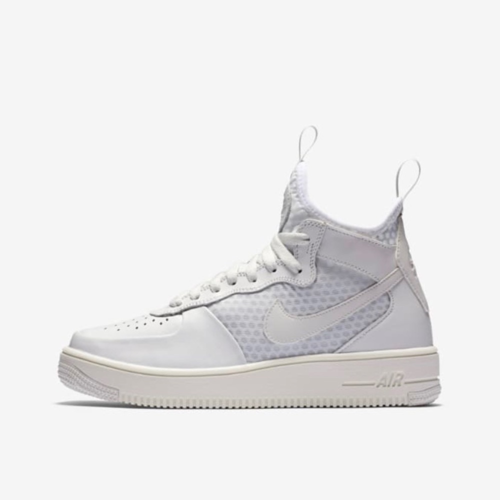 Nike Air Force 1 Ultraforce Mid Sneakers